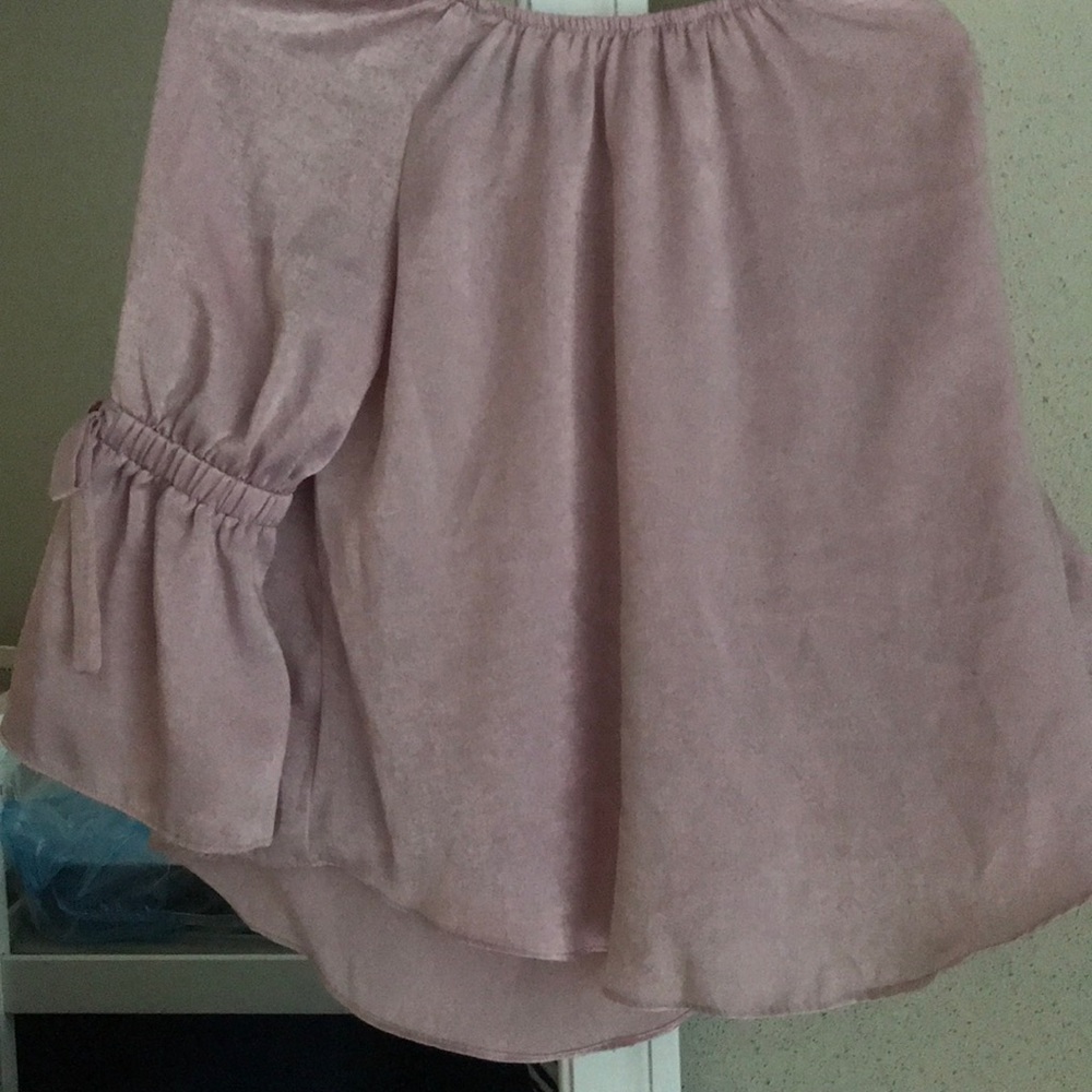 Off the Shoulder pink shirt